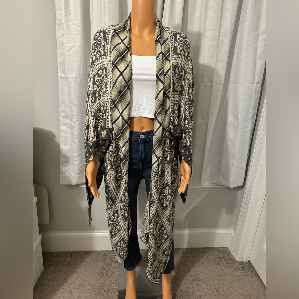 Cool Free People all size gray print open front kimono women